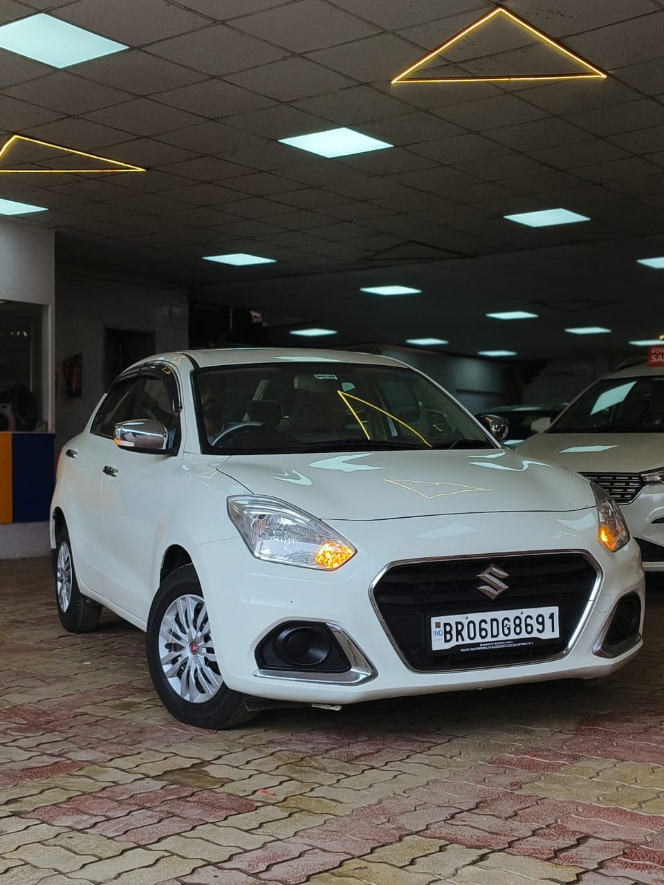 MARUTI SUZUKI DZIRE VXI