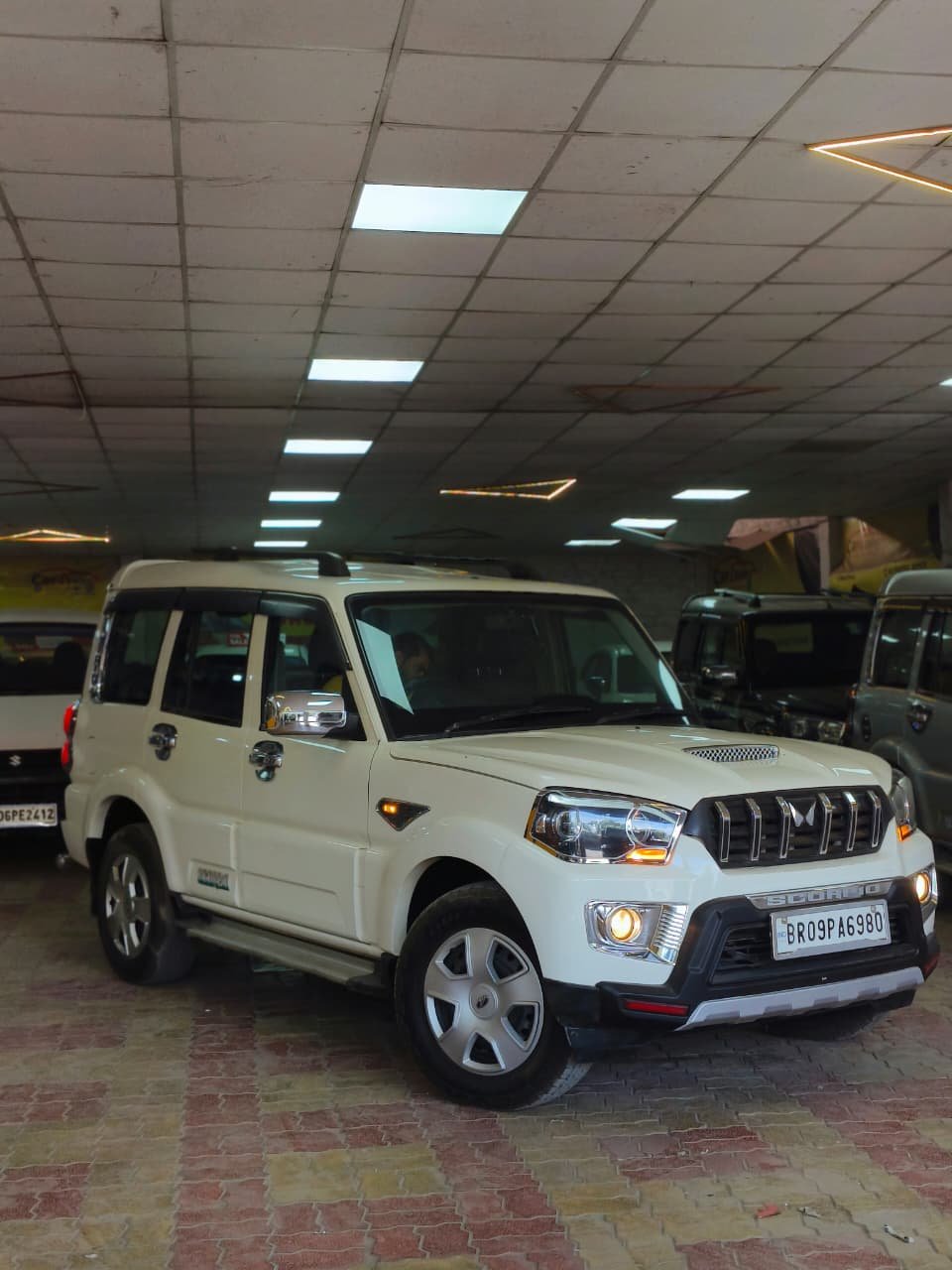 MAHINDRA SCORPIO S5 MH 2W 140