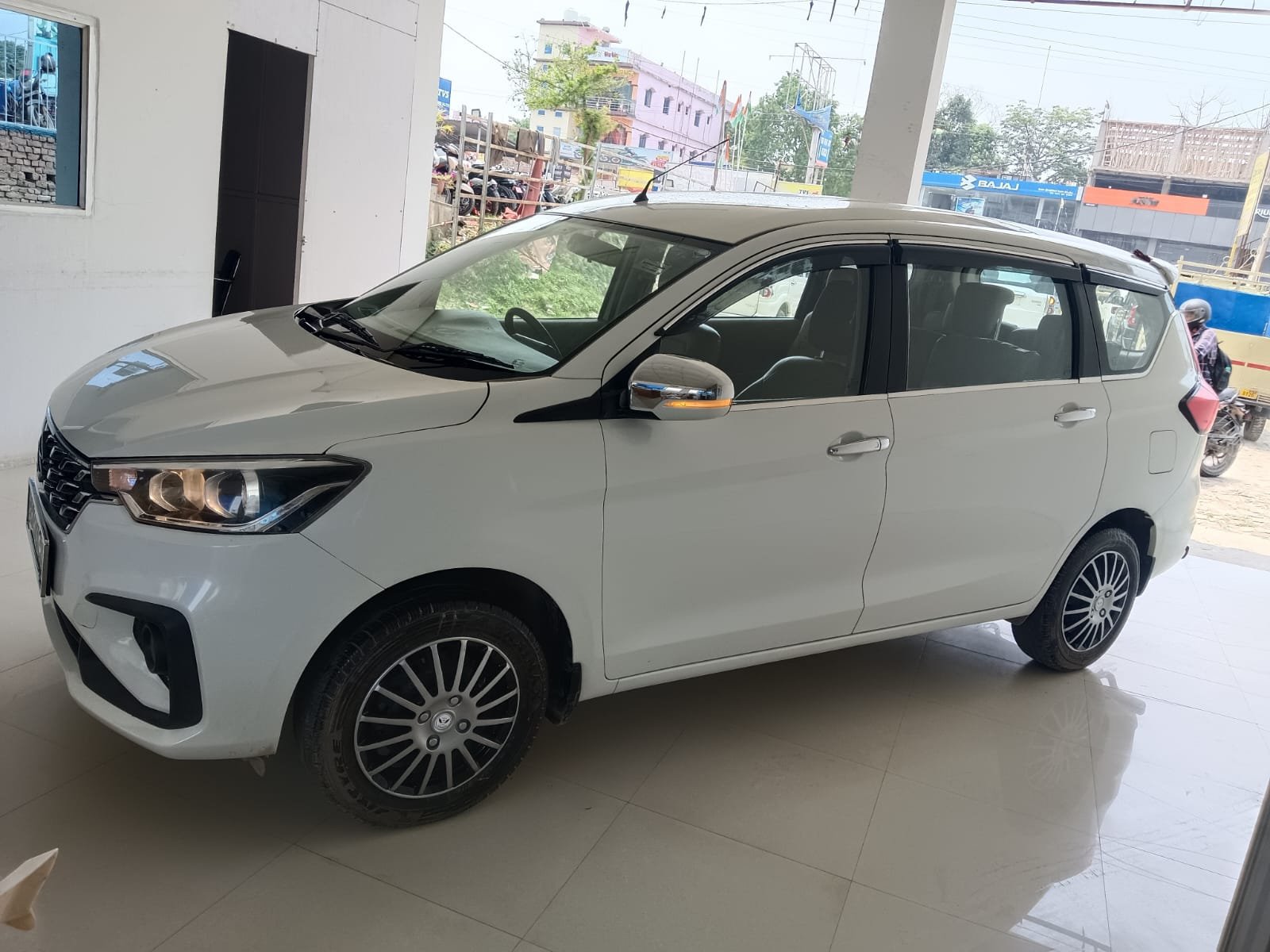 ERTIGA SMART HYBRID VXI(O)