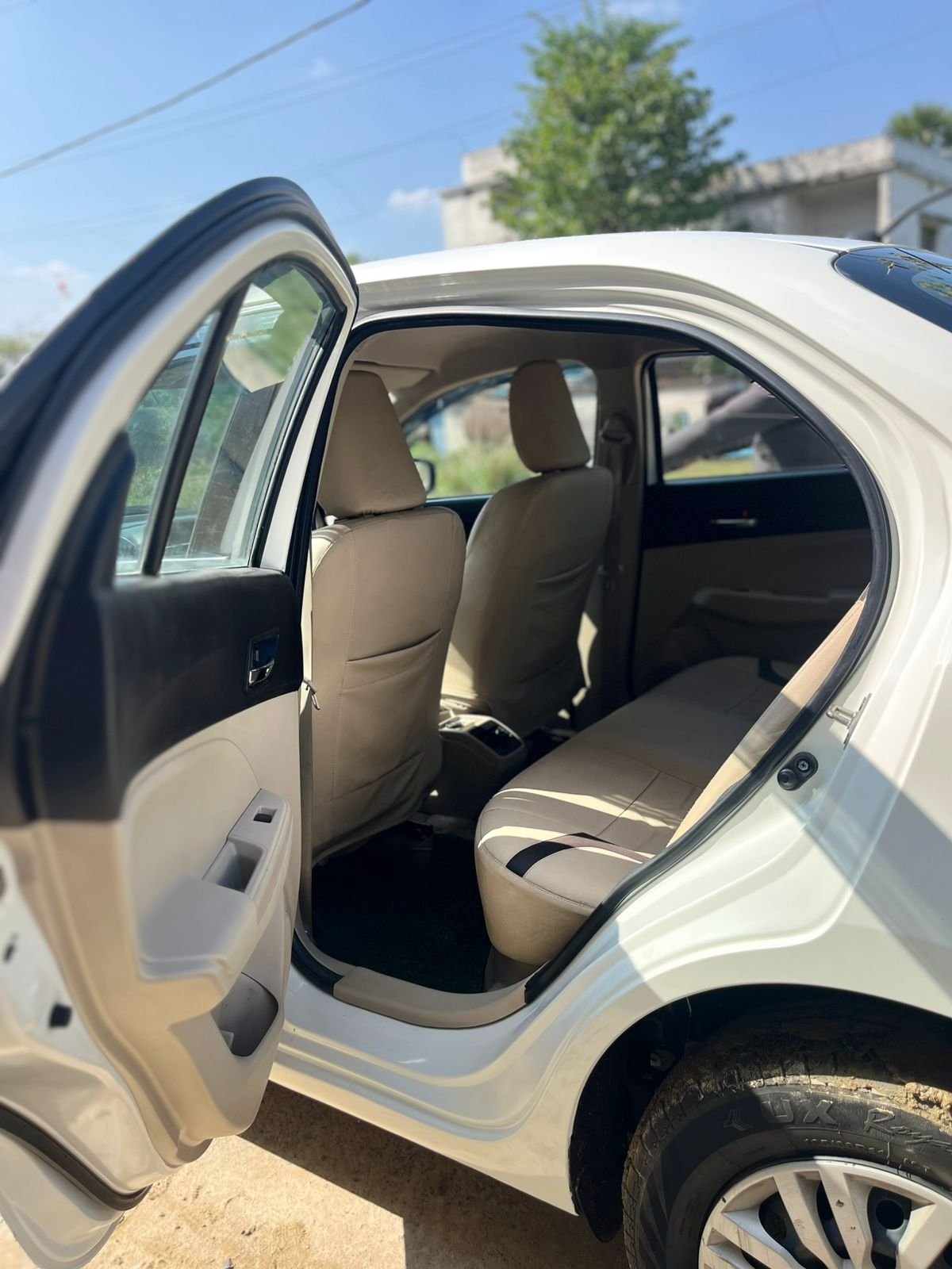 Maruti Suzuki Dzire VXI