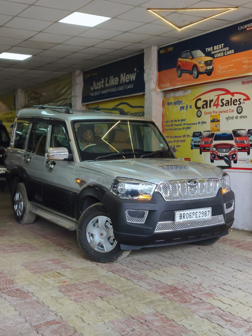 MANINDRA SCORPIO S3 MH 2WD