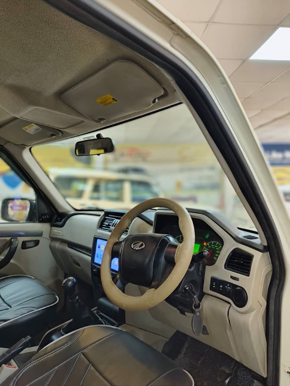 MAHINDRA SCORPIO S5 MH 2W 140