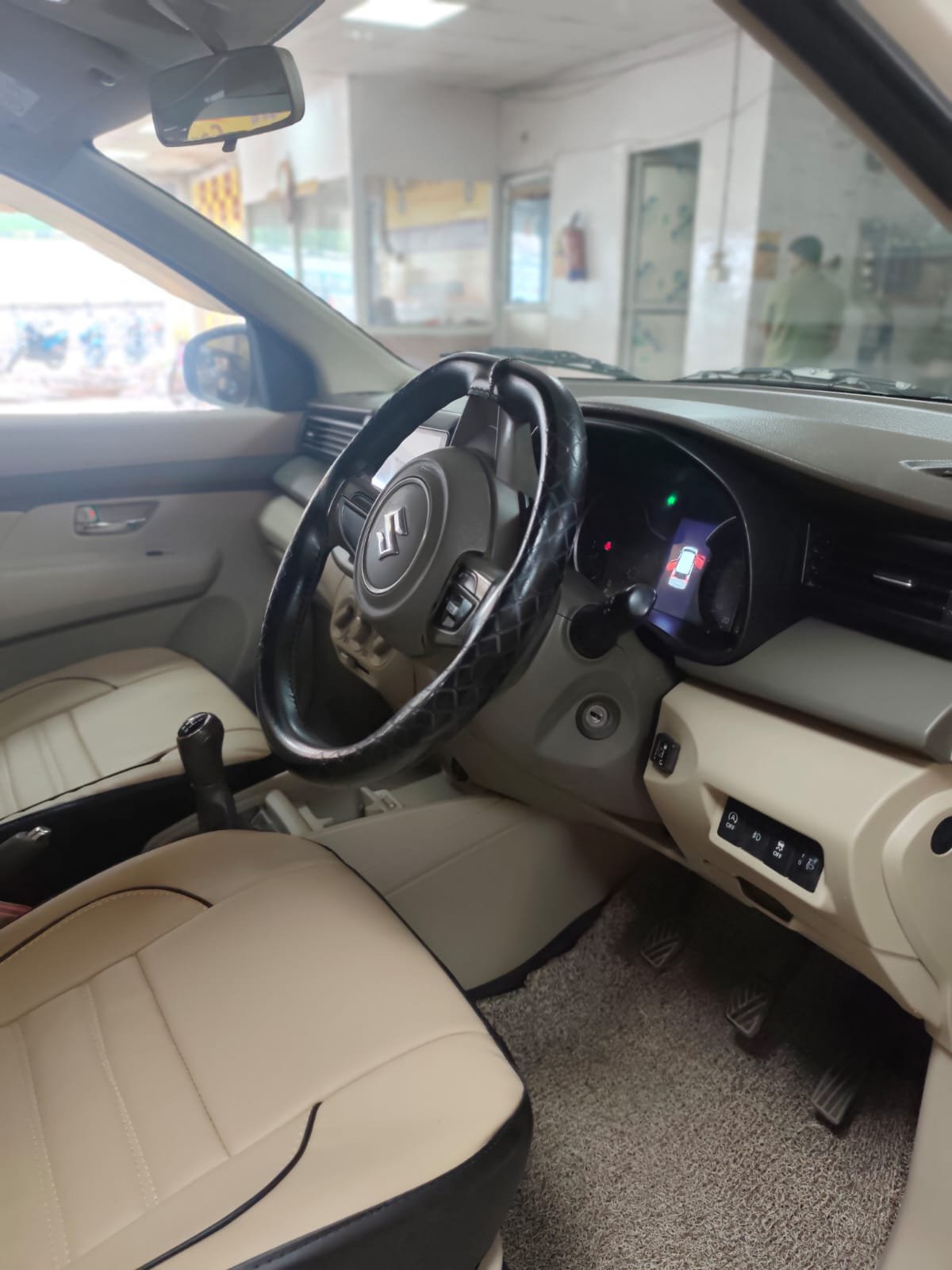 ERTIGA SMART HYBRID  VXI (O)