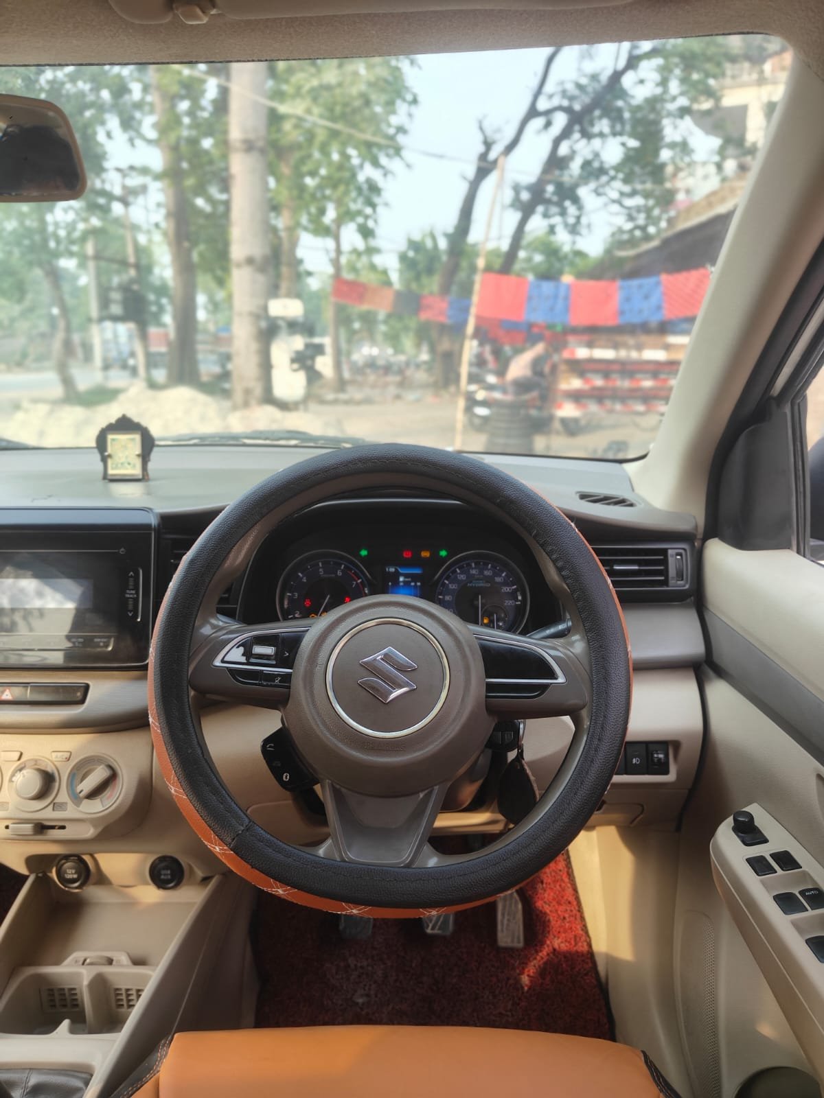 ERTIGA SMART HYBRID VXI