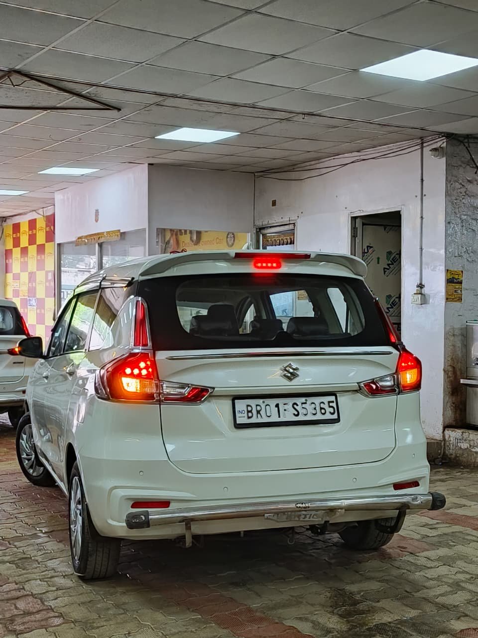 MARUTI ERTIGA SMART HYBRID VXI