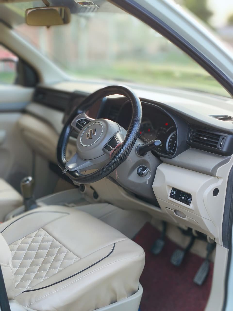ERTIGA VXI CNG 1.5L 5MT