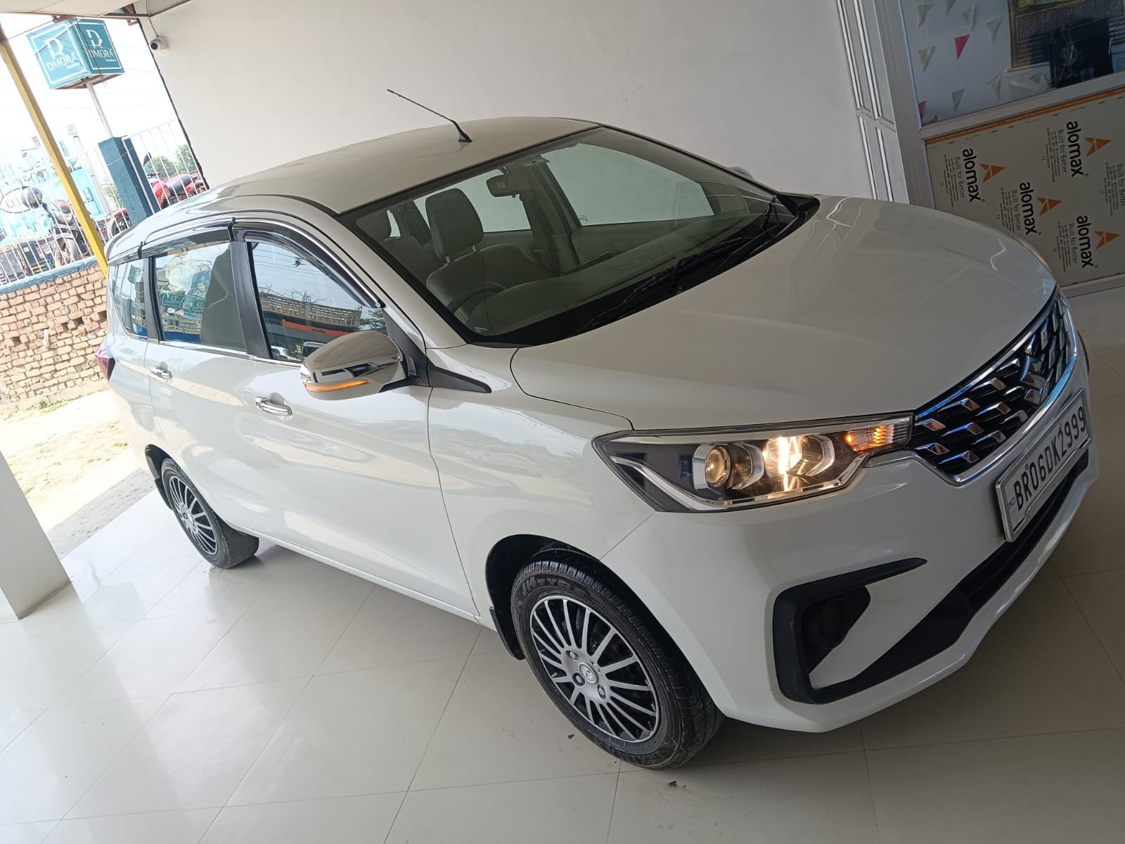 ERTIGA SMART HYBRID VXI(O)