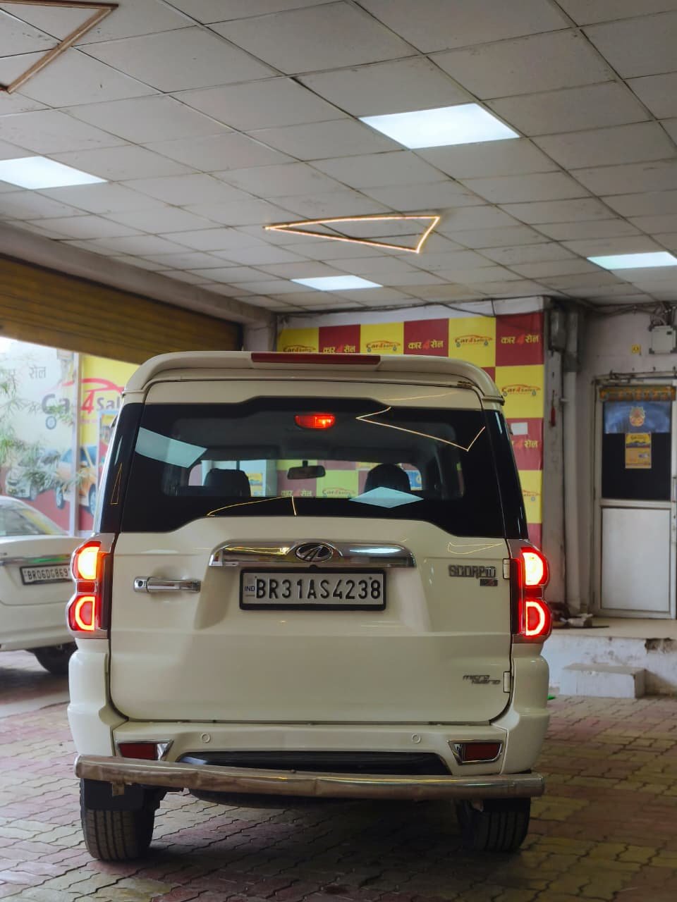 MAHINDRA SCORPIO S5 2.2 MHAWK-140HP