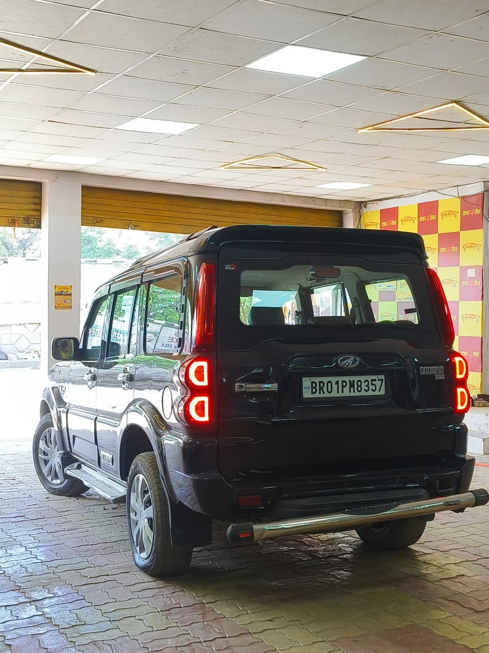 MAHINDRA SCORPIO S5 MH 2W 140