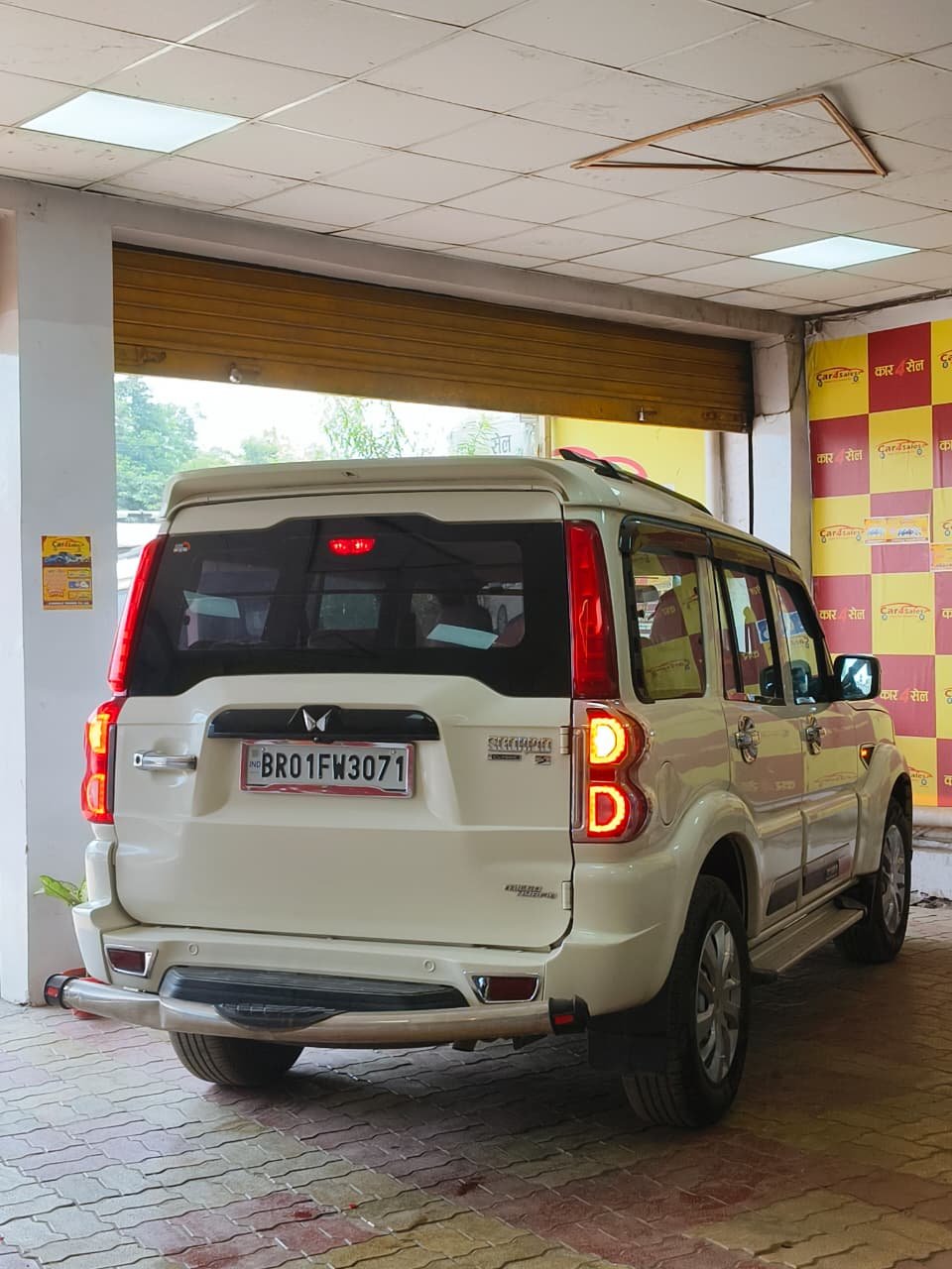 MAHINDRA SCORPIO CLASSIC S MT 7S