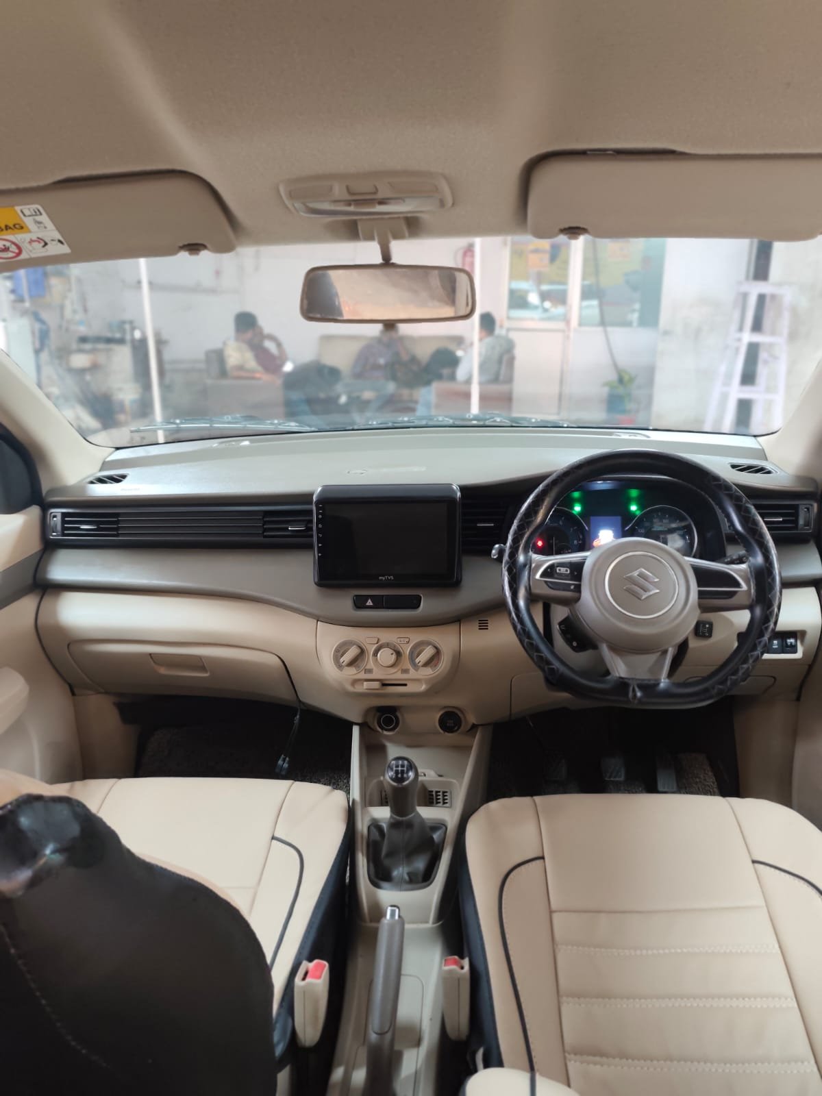ERTIGA SMART HYBRID  VXI (O)