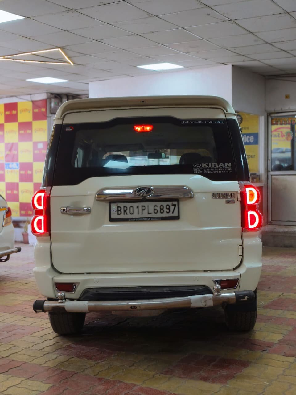 MAHINDRA SCORPIO S5 MH 2W 140