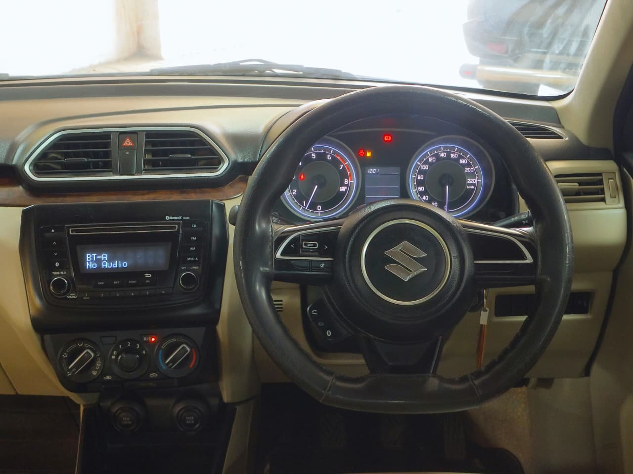 MARUTI SUZUKI DZIRE VXI