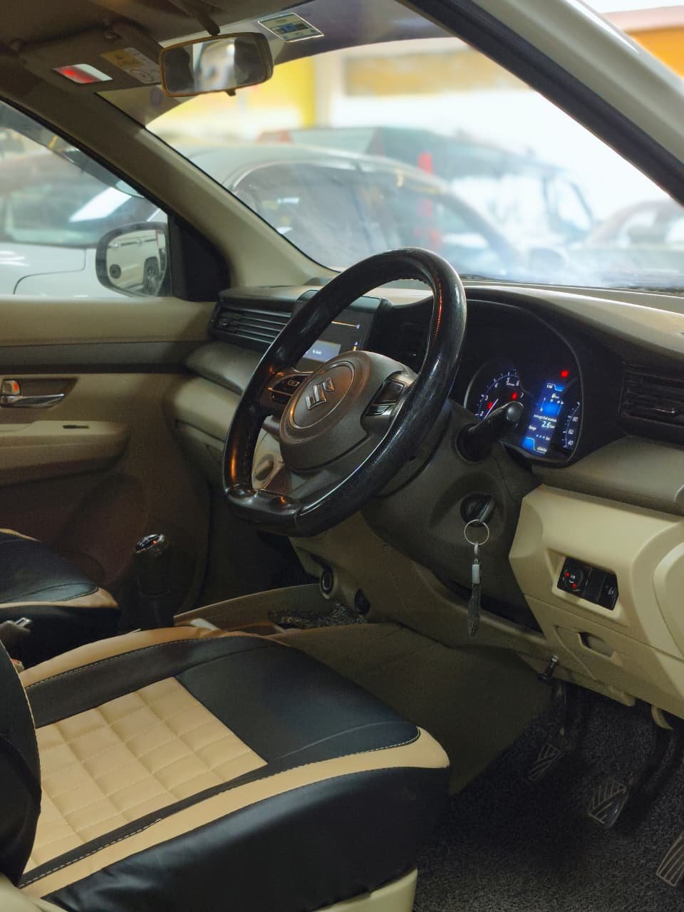 MARUTI ERTIGA SMART HYBRID VXI