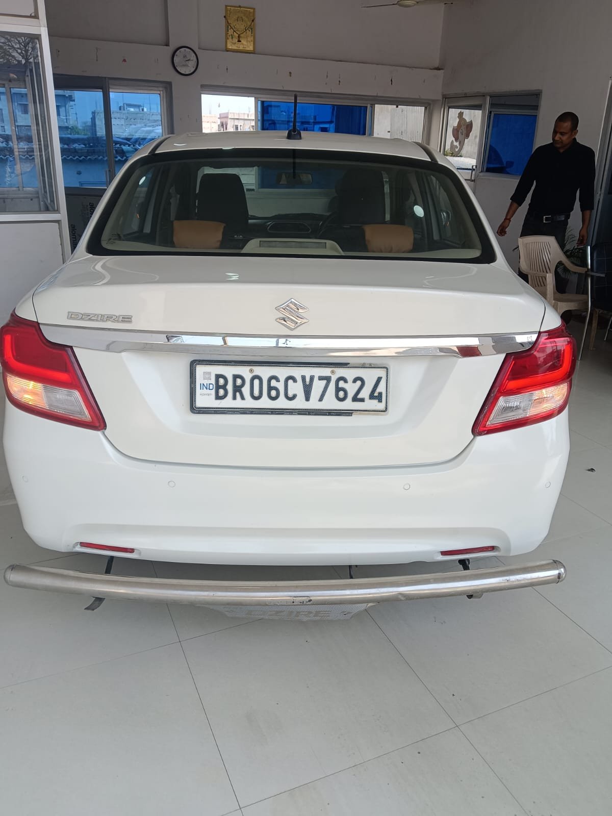 MARUTI SUZUKI DZIRE VXI 1.2L ISS 5MT