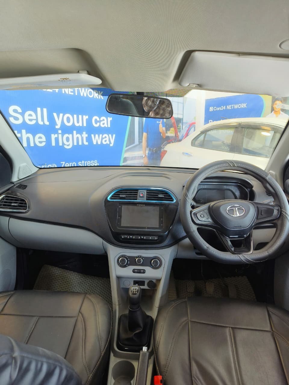 TATA TIAGO XZ 1.2 RNT BS6