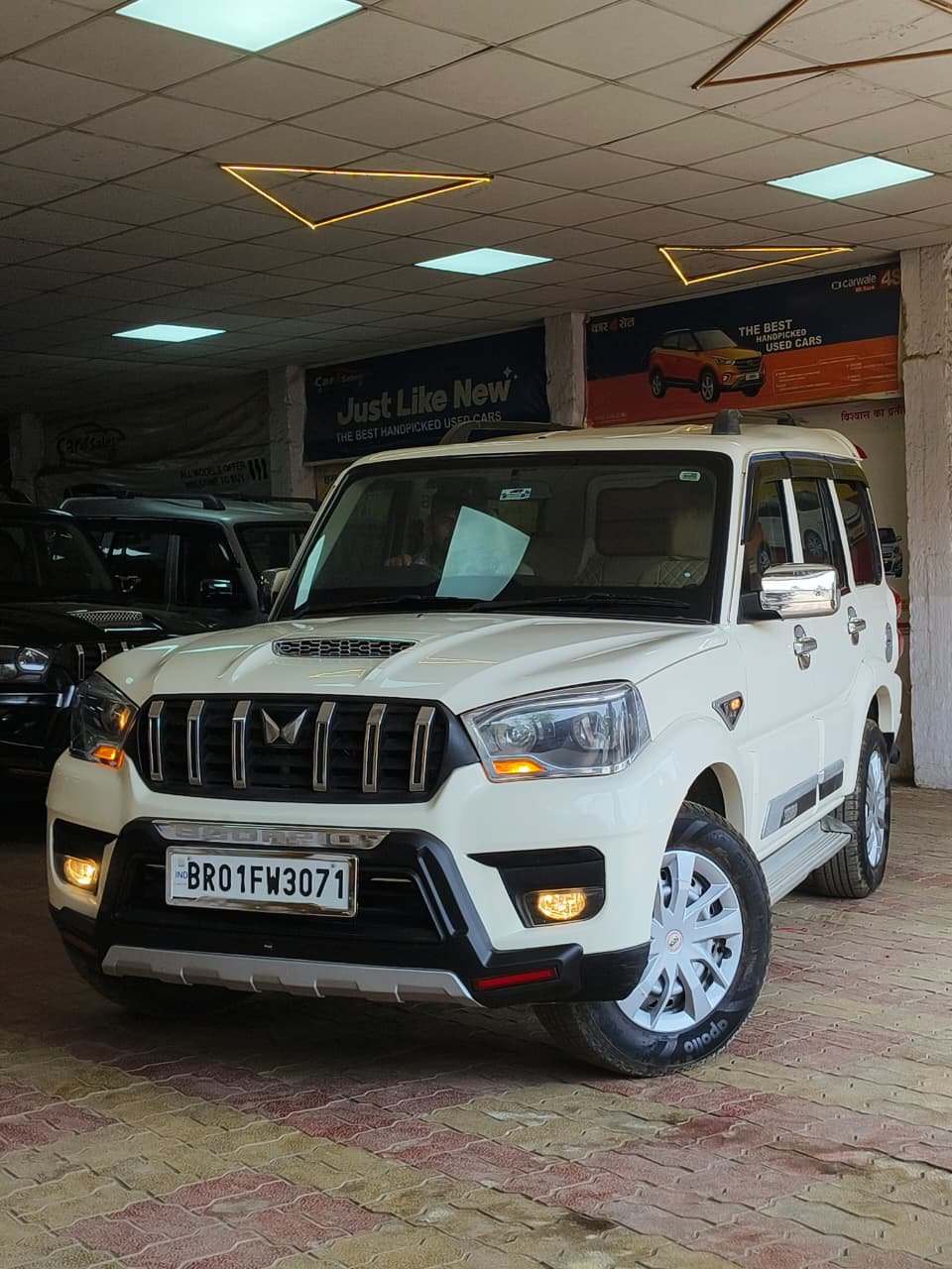 MAHINDRA SCORPIO CLASSIC S MT 7S