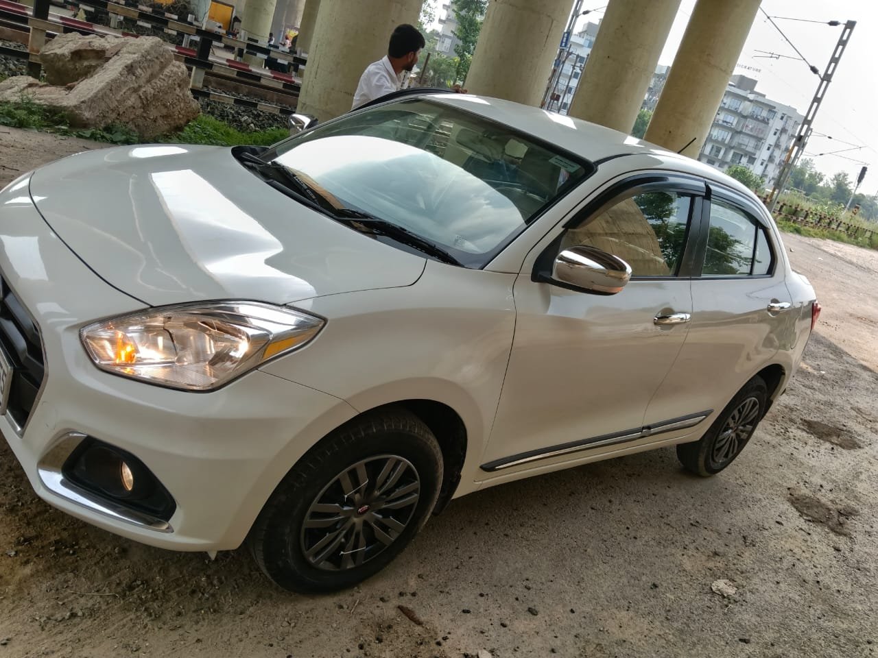 DZIRE VXI 1.2L ISS 5MT