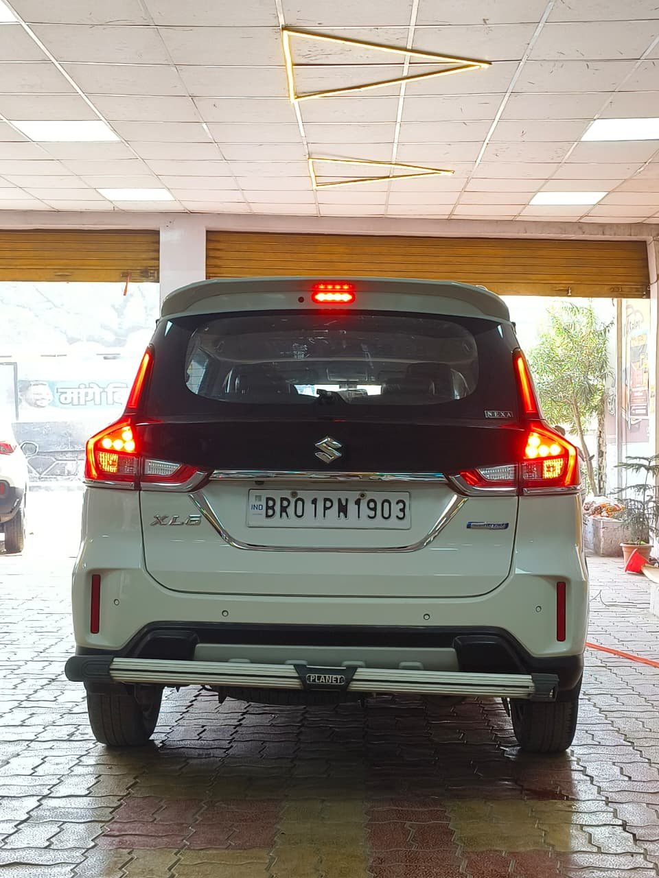 MARUTI XL6 SMART HYBRID ZETA