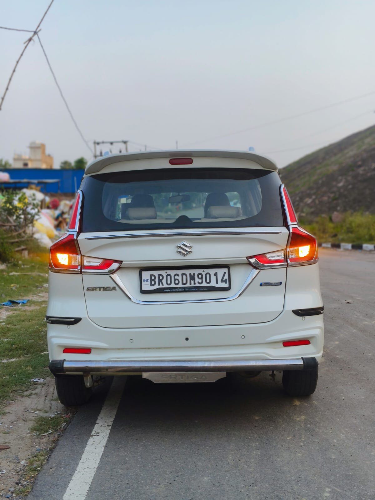 ERTIGA SMART HYBRID VXI (O)