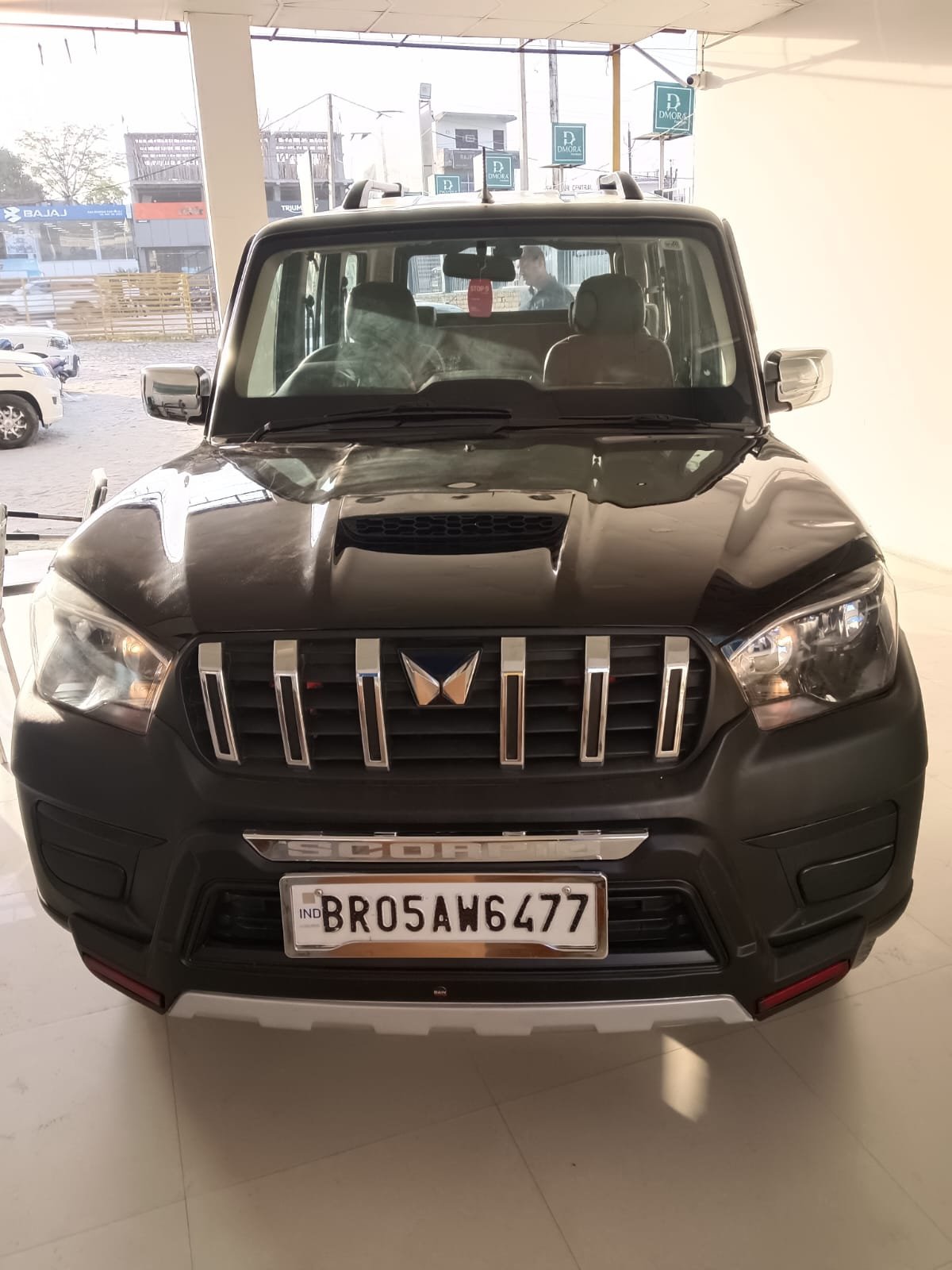 MAHINDRA SCORPIO CLASSIC S MT 7S