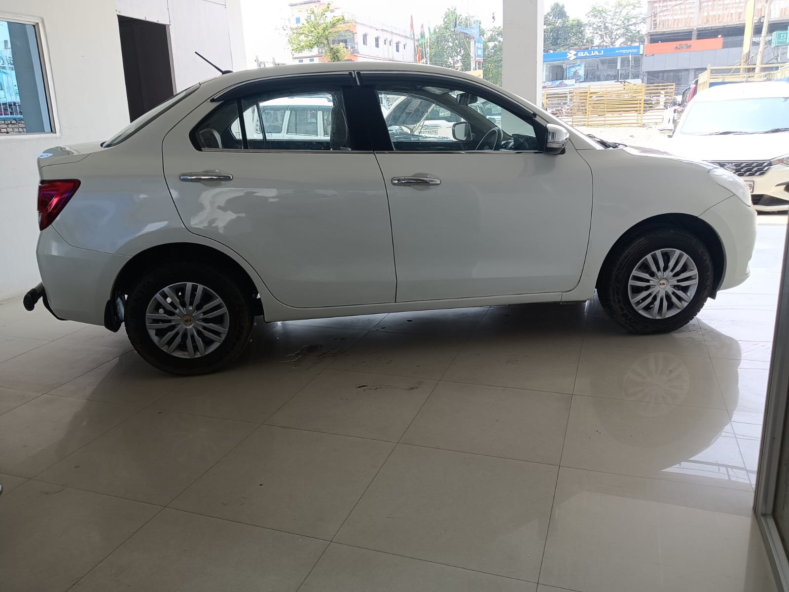 DZIRE VXI 1.2L ISS 5MT